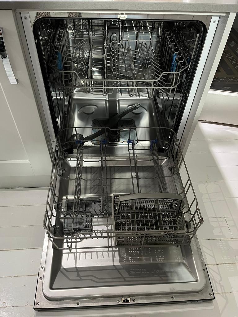 caple integrated dishwasher di631